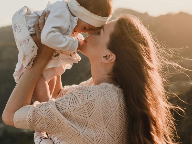 宝宝牛奶蛋白过敏，母乳喂养到底安不安全？