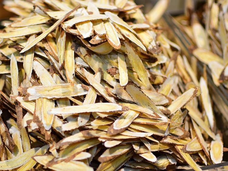 嗓子不舒服?科学润喉食谱避坑指南 嗓子不舒服?科学润喉食谱避坑指南