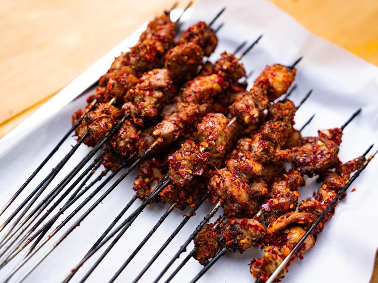 羊肉部位热量差3倍！选对部位+烹饪方式控卡不挨饿