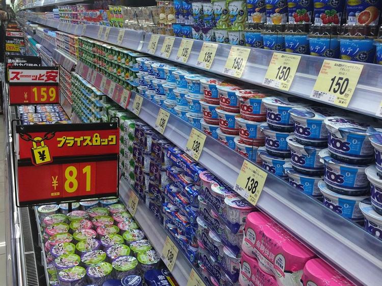 选错乳酸饮料每天多喝40%糖！看懂配料表喝对酸奶！