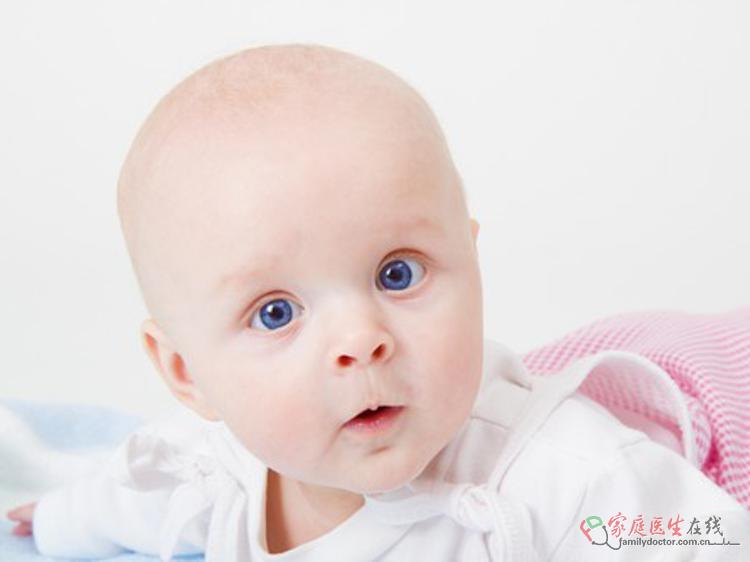 新生儿能否看出双眼皮？这篇文章给你答案！